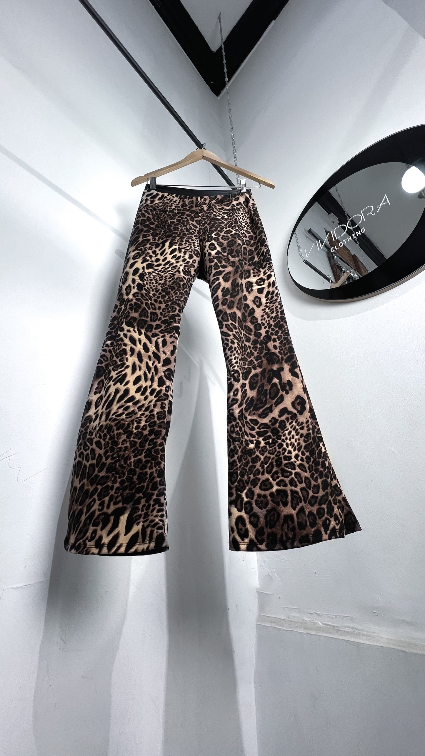 FLARE LEO