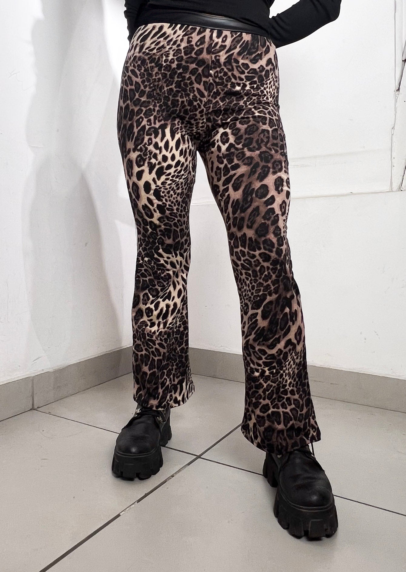 FLARE LEO